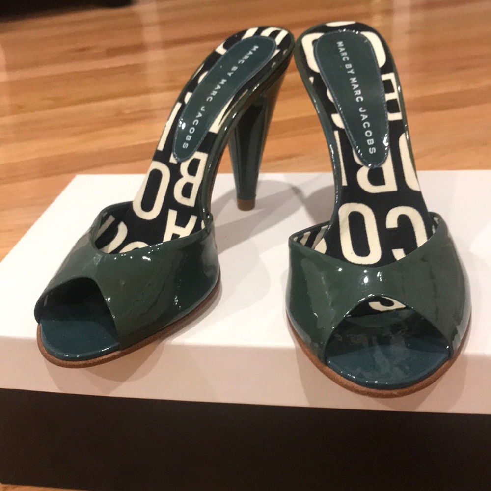 Marc by Marc Jacobs Green Open Toe Heels Sz 5.5 - Picture 1 of 6